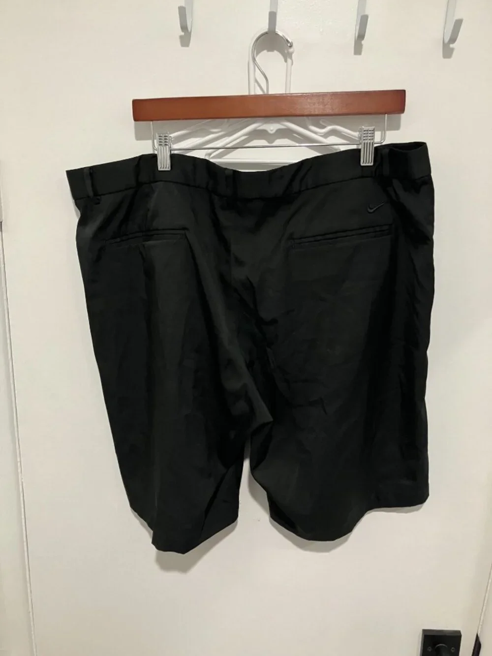 Nike Golf Dri-FIT Shorts Mens Black Flat Front Stretch Athletic Size 40